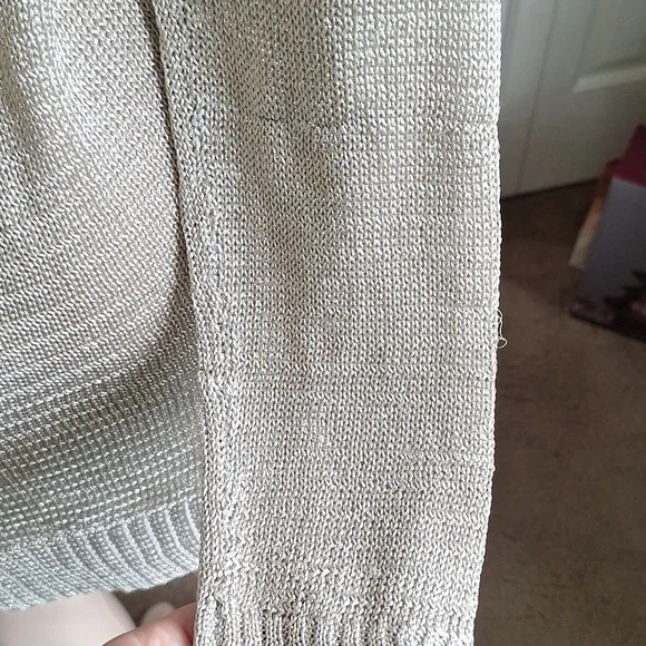 🎁Chic Metallic Cardigan Sweater Size M FREE with any Bundle Purchase - Picture 7 of 13